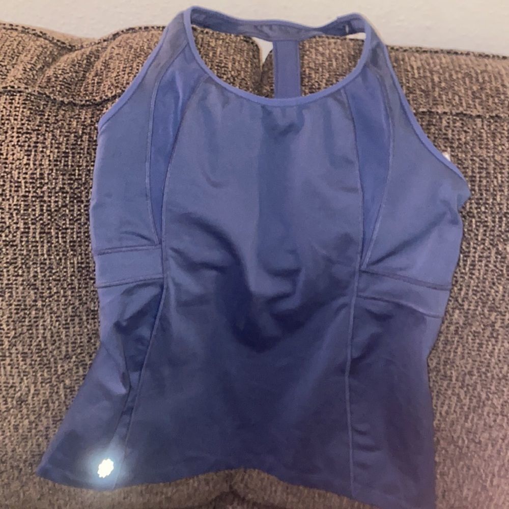 ✨ Athleta runner built In Bra Racerback Workout Tank Top✨ - Picture 2 of 5